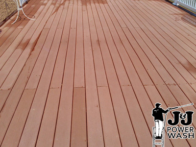 Composite Deck Cleaning